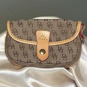 Dooney Wristlet